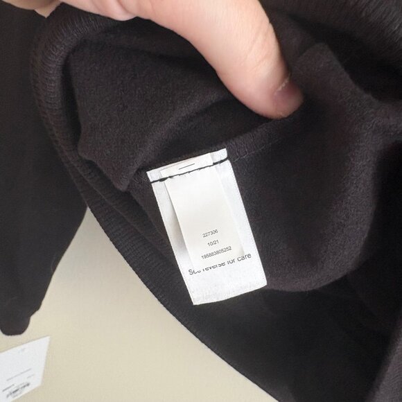 Nine West Long Sleeve Graphic Crewneck Sweater Black NWT Women’s Size M - Picture 7 of 7